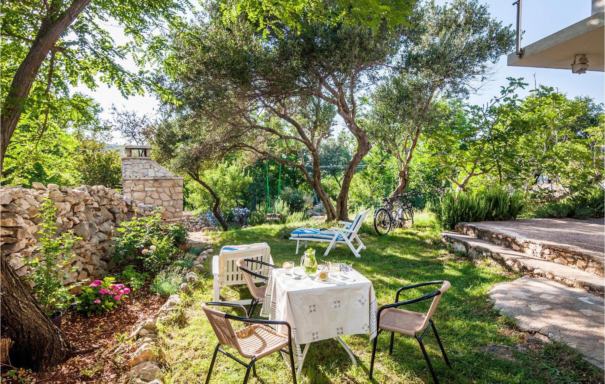 Nice Apartment In Vinjerac With Kitchen מראה חיצוני תמונה